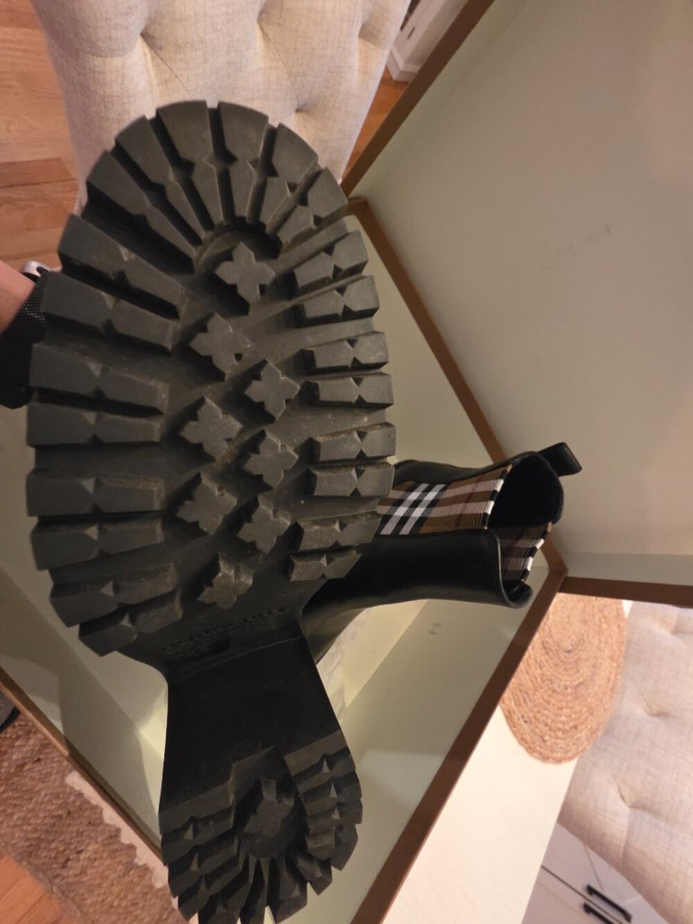 Burberry ankle boots NWT - Picture 4 of 8